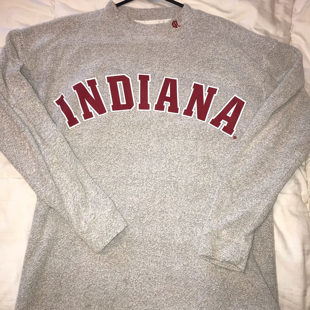 VS PINK Indiana crewneck